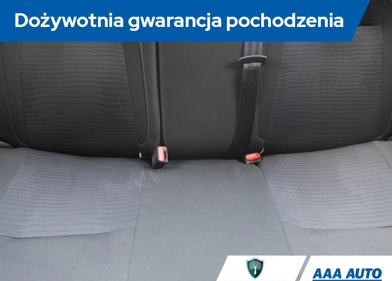 Peugeot 301 cena 30000 przebieg: 133549, rok produkcji 2016 z Ciechocinek małe 137